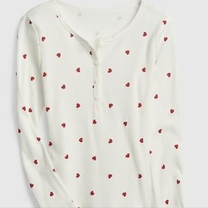 Gap kids ribbed heart henley